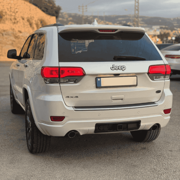Pro cars Grand Cherokee 2017 Overland
